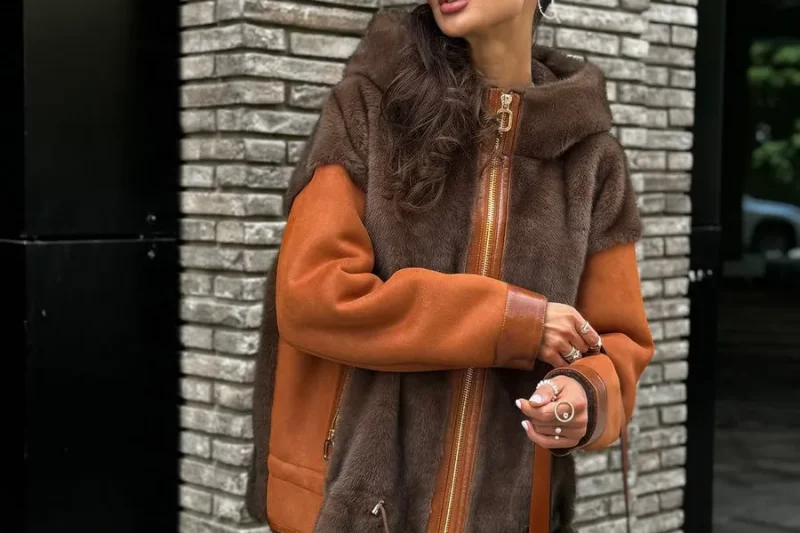 Дубленка зимняя с капюшоном SAFINA MODA